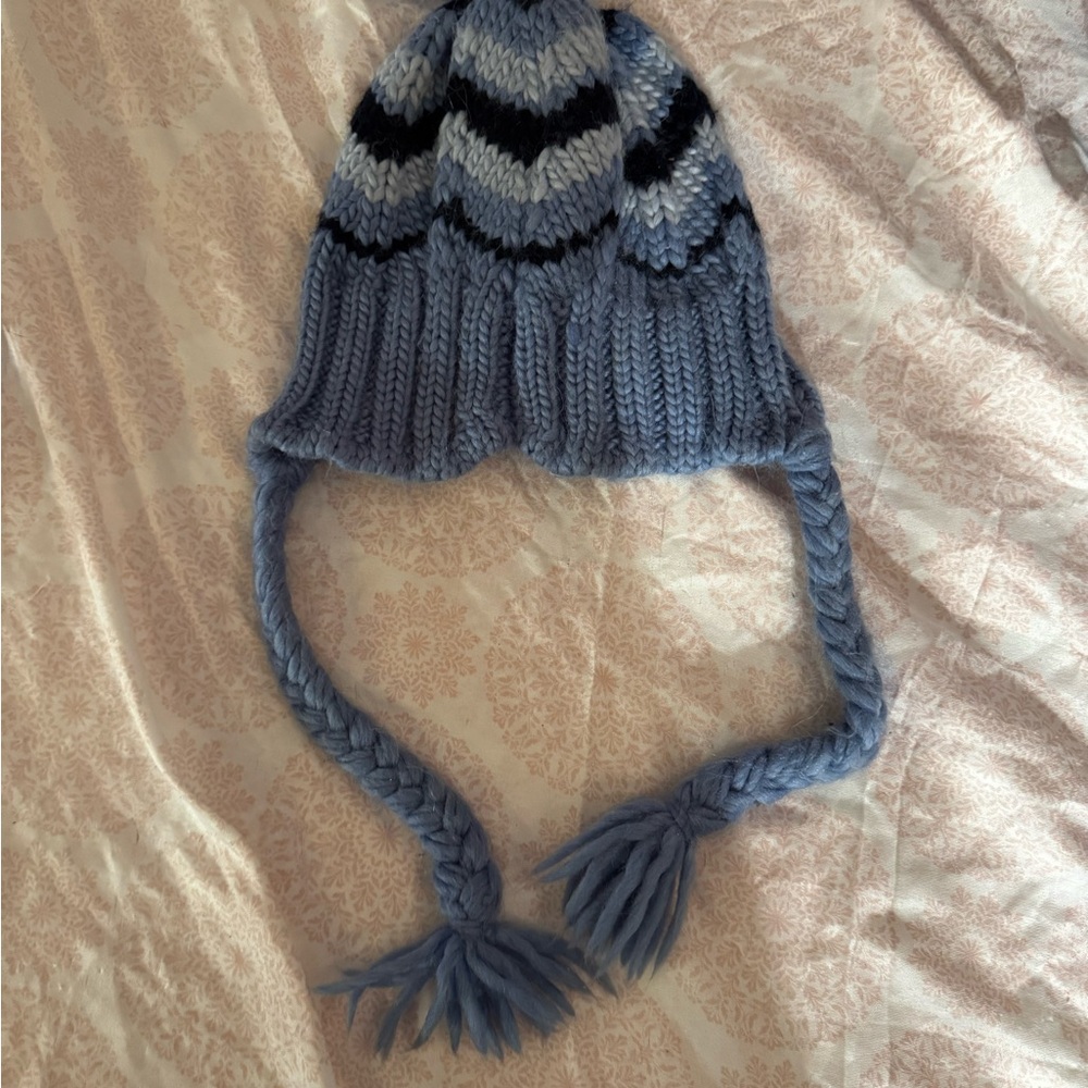Columbia Blue and Black Women’s Knit Hat